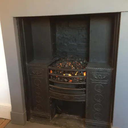 Centre - The Old Committee Room-free Parking Apartment York