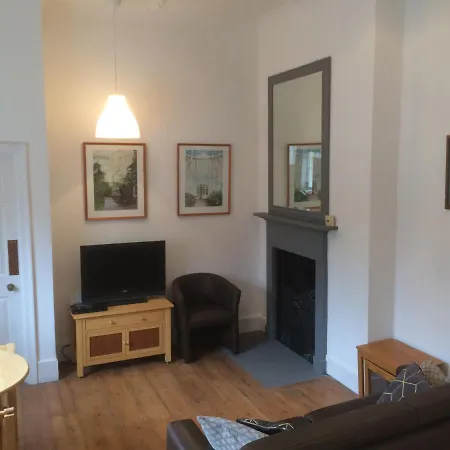 Centre - The Old Committee Room-free Parking 约克